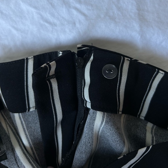 H&M striped navy flare pant - Picture 6 of 10